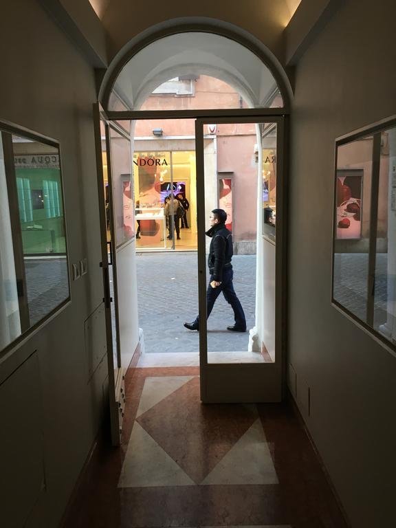 Domus Frattina Alojamento de Acomodação e Pequeno-almoço Roma